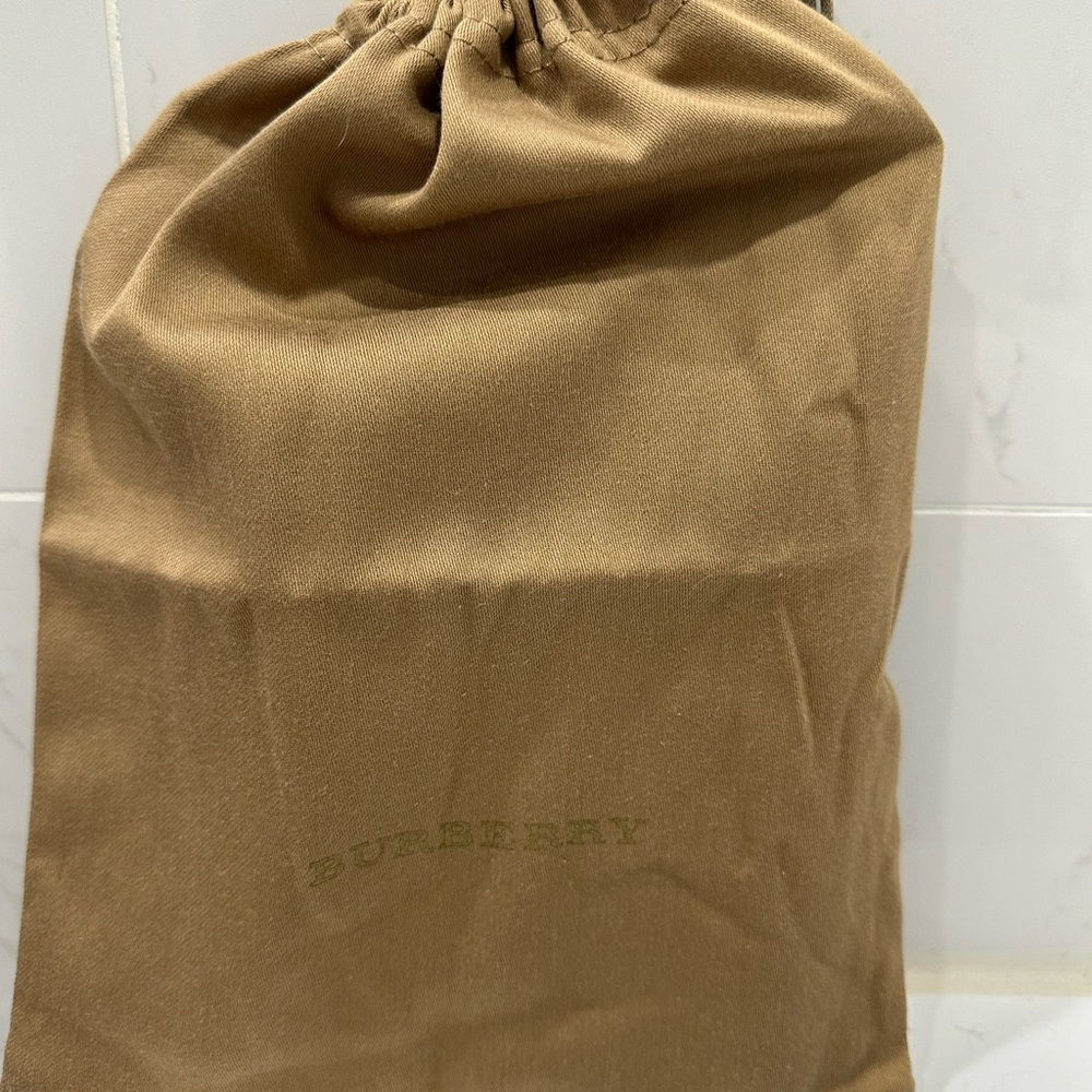 Burberry leather wristlet / clutch with check accent - Picture 7 of 7
